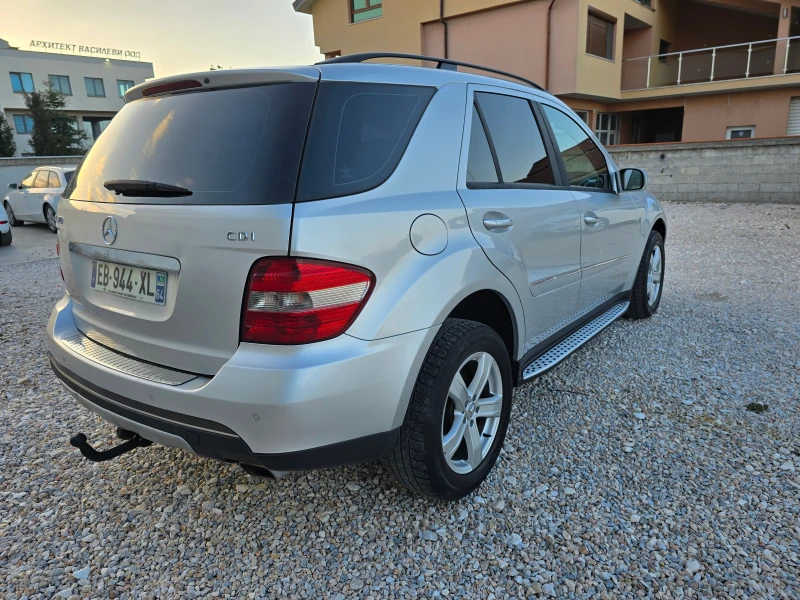 Mercedes-Benz ML 320 CDI AVANTGARDE, снимка 4 - Автомобили и джипове - 48934324