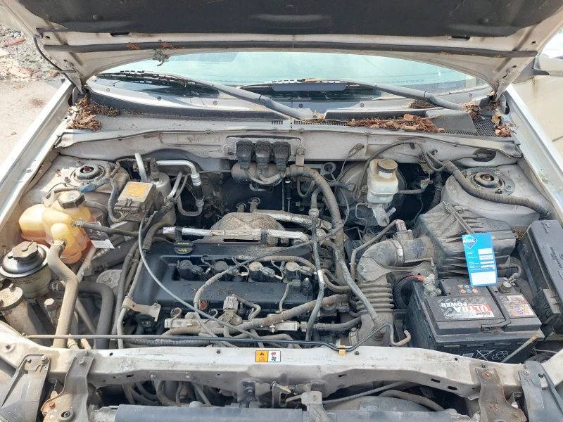 Mazda Tribute 2, 3i-150кс.ЗА ЧАСТИ ТОП СЪСТОЯНИЕ, снимка 10 - Автомобили и джипове - 52616687