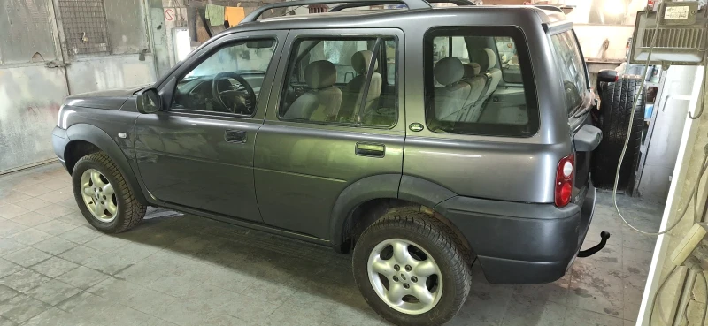 Land Rover Freelander 2.0 D td4 bmw, снимка 2 - Автомобили и джипове - 51965520