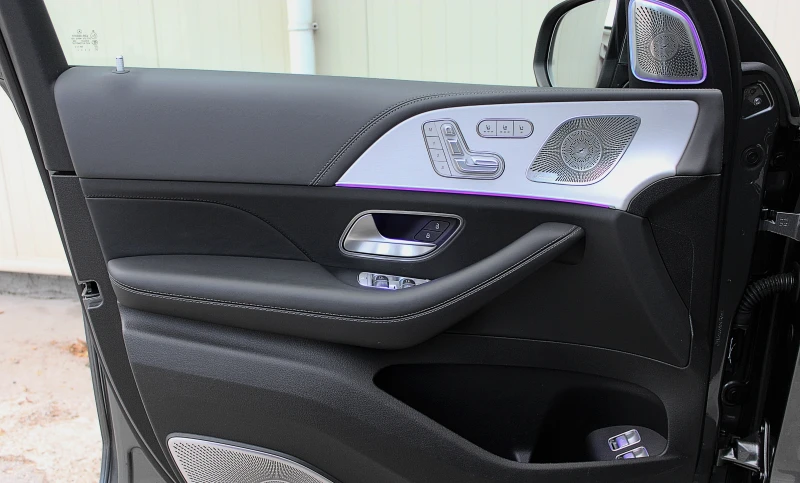 Mercedes-Benz GLE 400 D/AMG-Optik/4-MATIC/MULTIBEAM/KAMERA360/PANORAMA, снимка 15 - Автомобили и джипове - 52458820