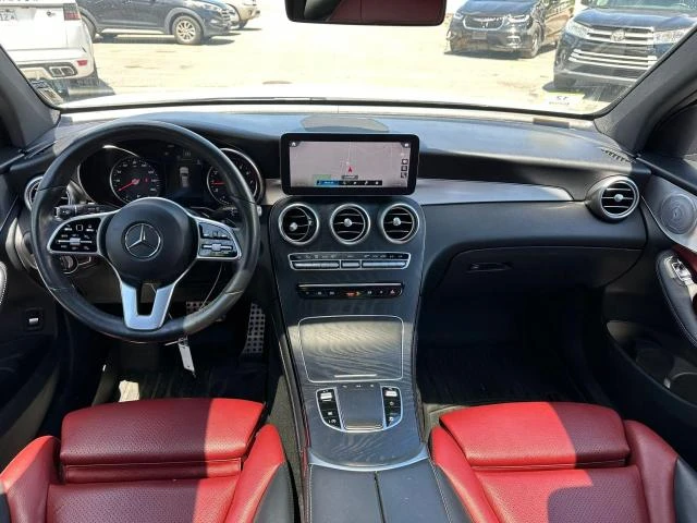 Mercedes-Benz GLC 300 * 4MATIC * CarFax * * АвтоКредит - изображение 8