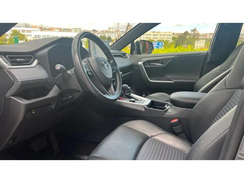 Toyota Rav4 2.5h Style AWD - изображение 9