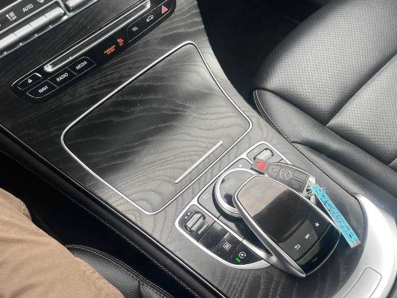 Mercedes-Benz GLC 300 * 4MATIC * PANO * ПОДГРЕВ * КАМЕРА * ПАМЕТ, снимка 11 - Автомобили и джипове - 54893637