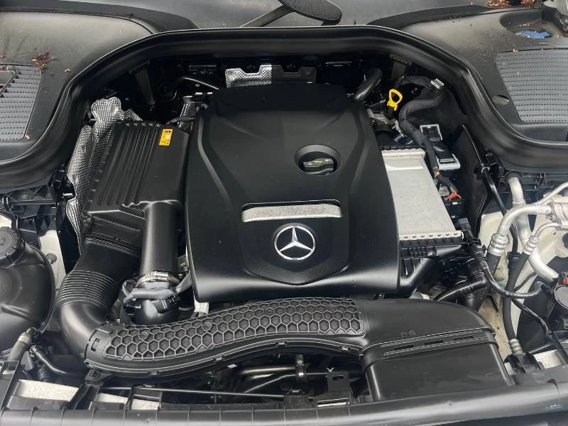 Mercedes-Benz GLC 300 * 4MATIC * PANO * ПОДГРЕВ * КАМЕРА * ПАМЕТ, снимка 13 - Автомобили и джипове - 54893637