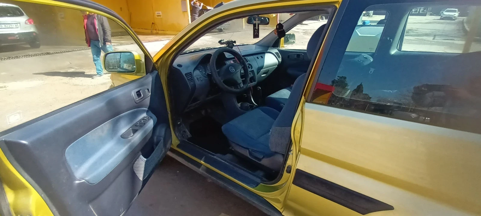 Honda Hr-v Генерация 1ва, снимка 7 - Автомобили и джипове - 53716472