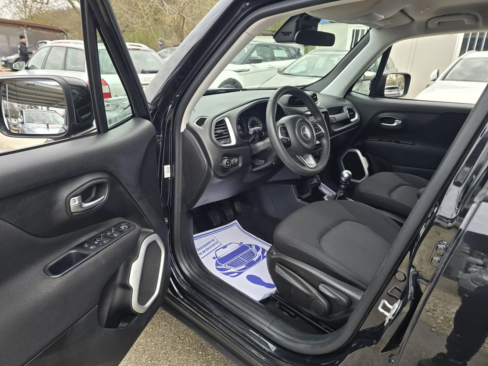 Jeep Renegade 1.6D 120к.с 132хил.км !!! ТОП СЪСТОЯНИЕ , снимка 11 - Автомобили и джипове - 54031176