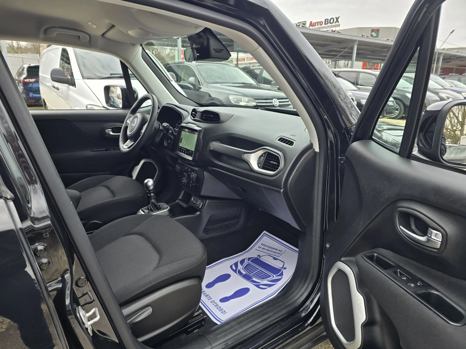 Jeep Renegade 1.6D 120к.с 132хил.км !!! ТОП СЪСТОЯНИЕ , снимка 14 - Автомобили и джипове - 54031176