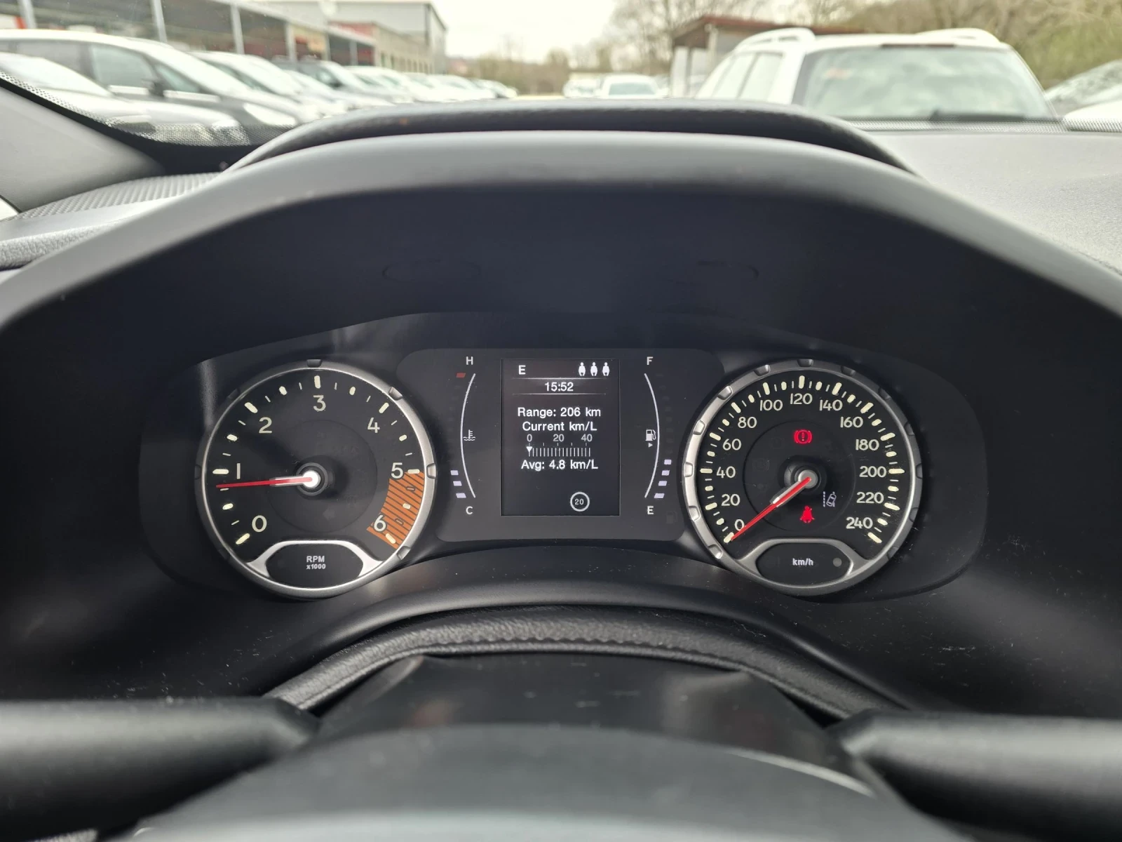 Jeep Renegade 1.6D 120к.с 132хил.км !!! ТОП СЪСТОЯНИЕ , снимка 17 - Автомобили и джипове - 54031176