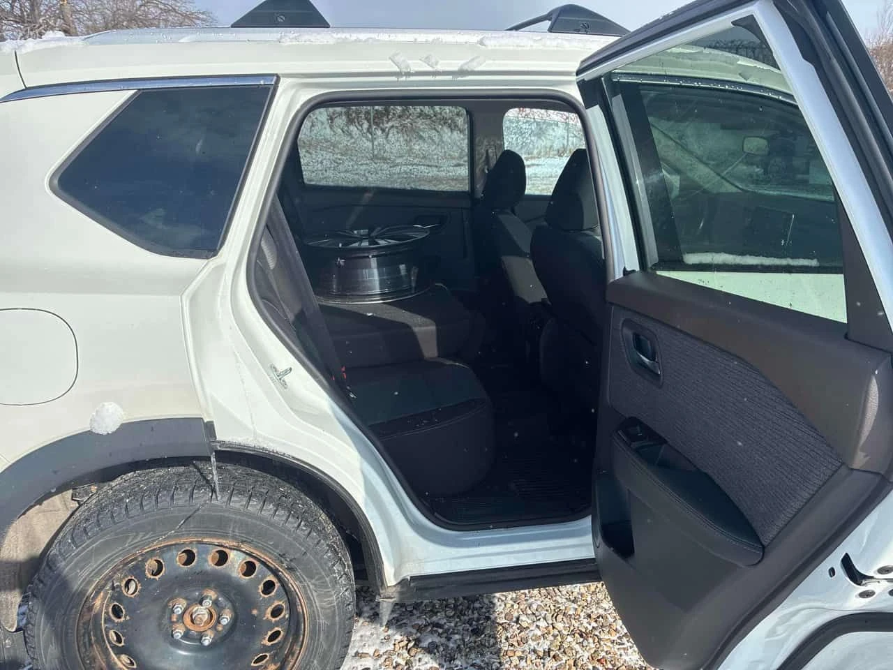 Nissan Rogue * SV * CARFAX * 360 * КОМПЛЕКТ ДЖАНТИ * ПОДГРЕВИ, снимка 11 - Автомобили и джипове - 54141537