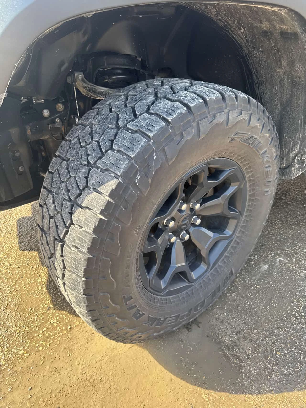 Dodge RAM 1500 TRX| PANO| KEYLESS| CARFAX | Mobile.bg � ����������� 7