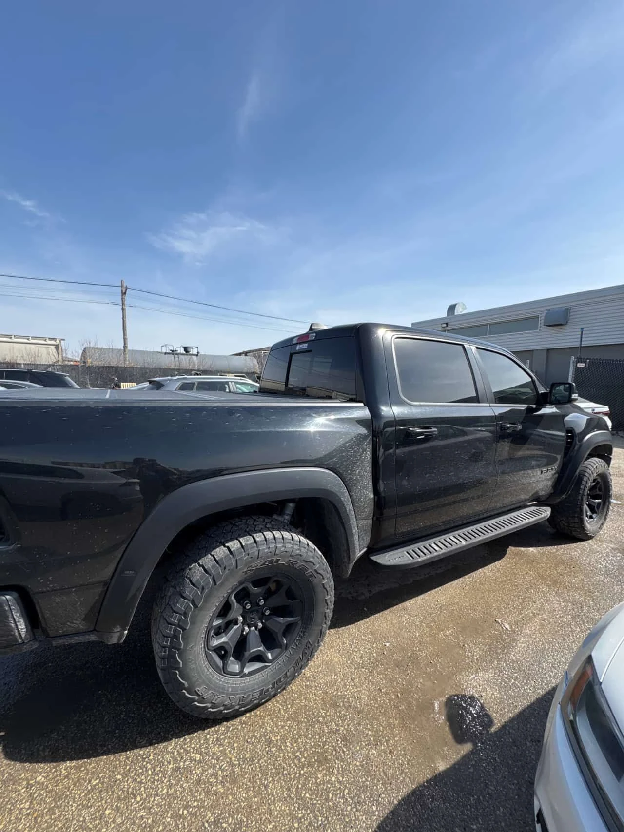 Dodge RAM 1500 TRX| PANO| KEYLESS| CARFAX | Mobile.bg � ����������� 4