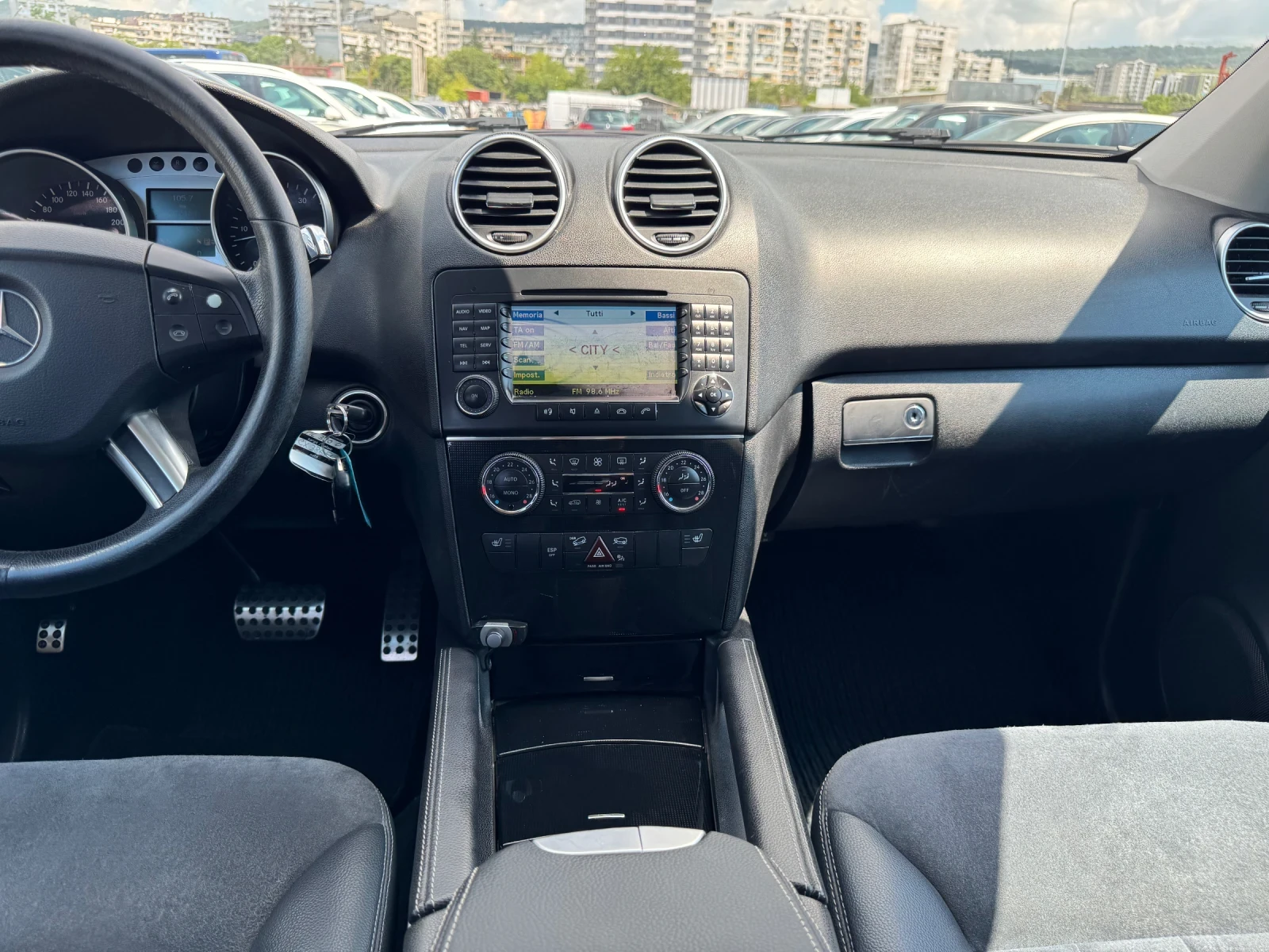 Mercedes-Benz ML 320 3.2CDI 4matic, снимка 10 - Автомобили и джипове - 54854859