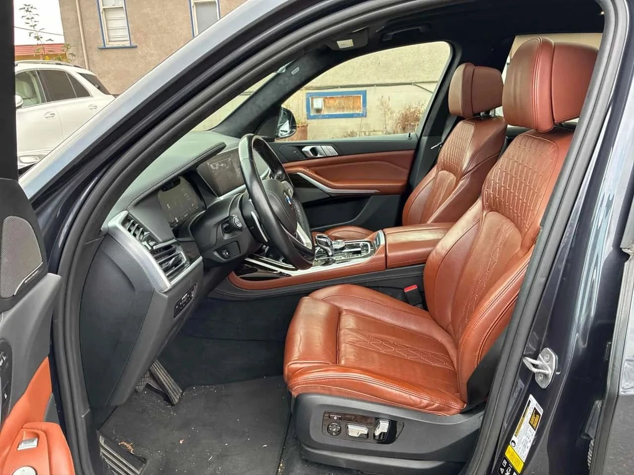 BMW X7, снимка 5 - Автомобили и джипове - 56697161