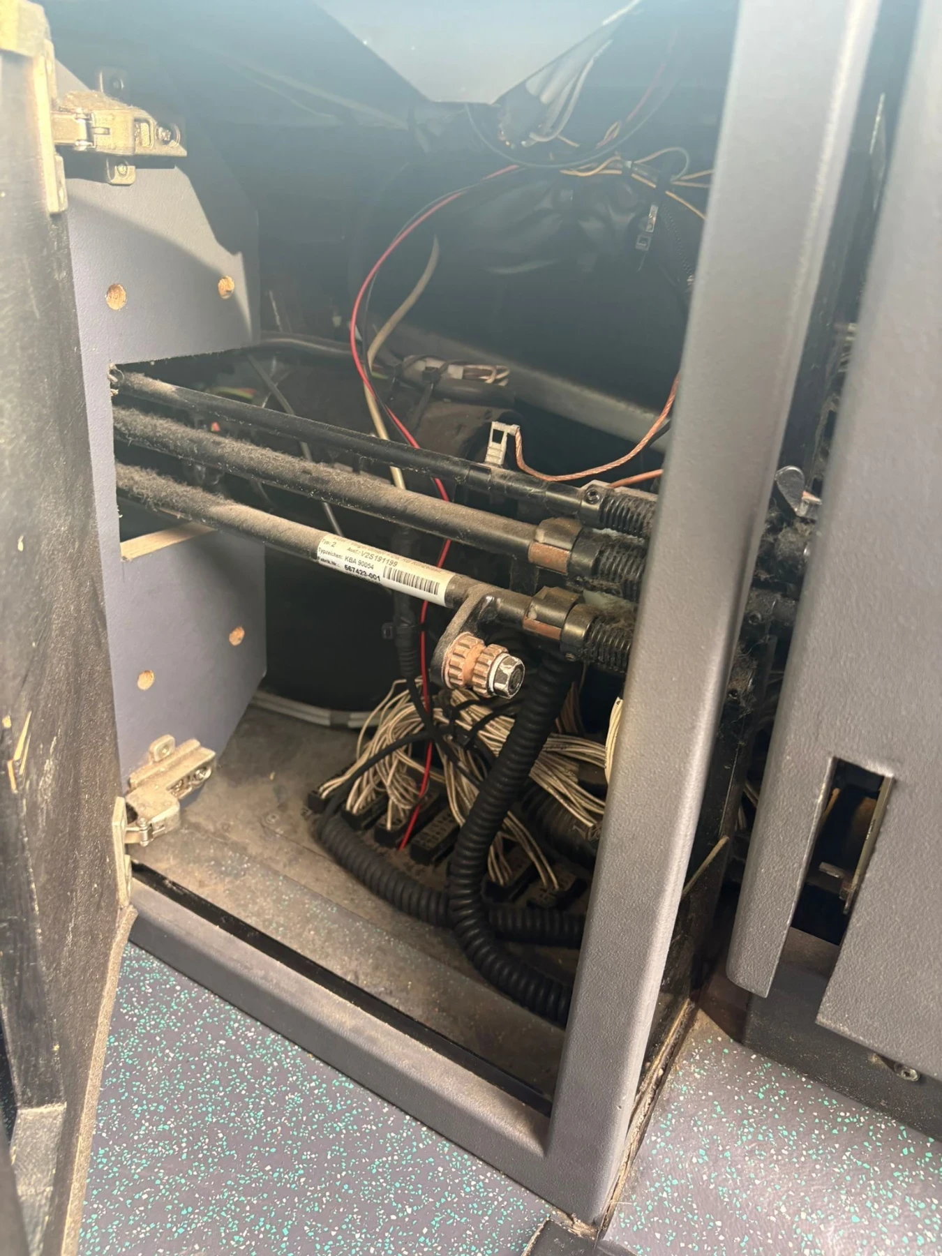 Mercedes-Benz Integro УЧЕБЕН O550 H KLIMA 50+ 1 TOP TOP TOP, снимка 12 - Бусове и автобуси - 53723598