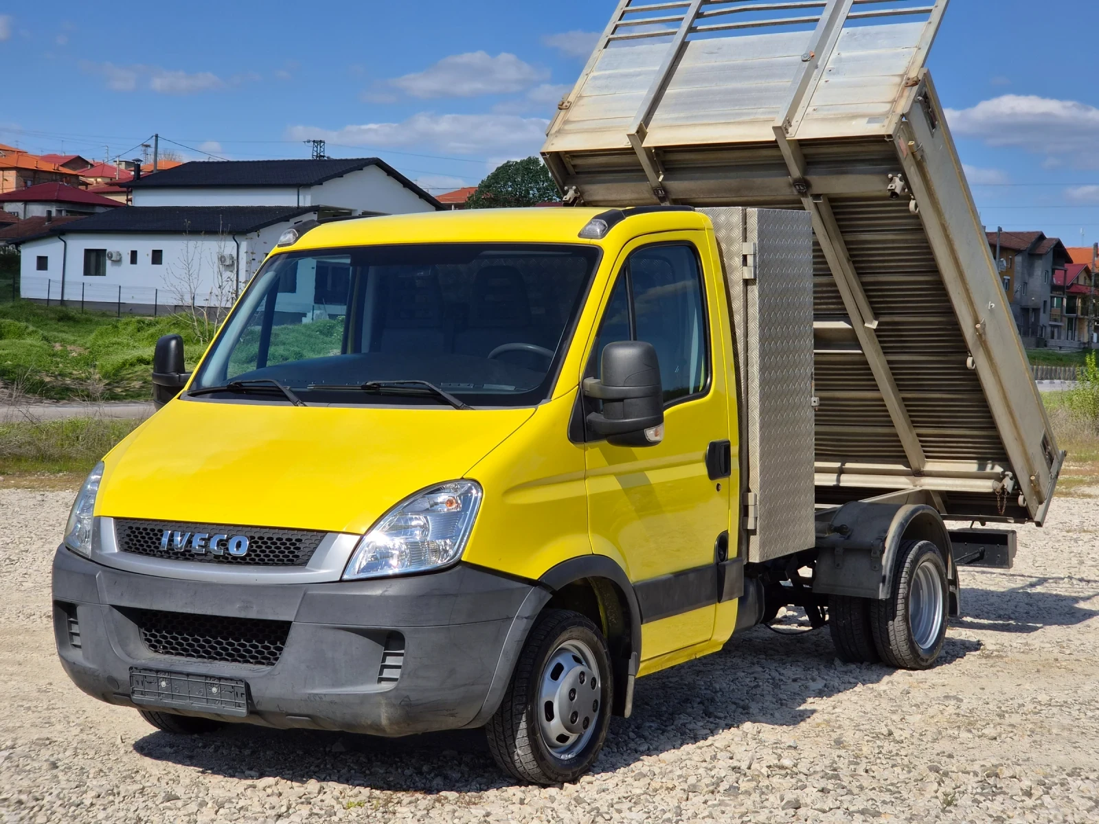 Iveco Daily 35c15/3.0HPI/тристр.самосвал/Кожен салон/Швейцария