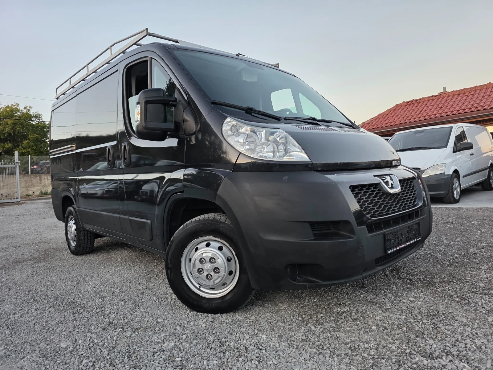 Peugeot Boxer 3.0 hdi 180ps Климатик Темпомат Камера, снимка 3 - Бусове и автобуси - 56135504