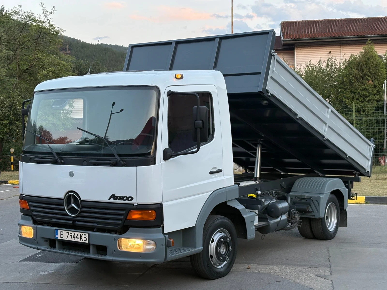 Mercedes-Benz Atego САМОСВАЛ, снимка 2 - Камиони - 53773851