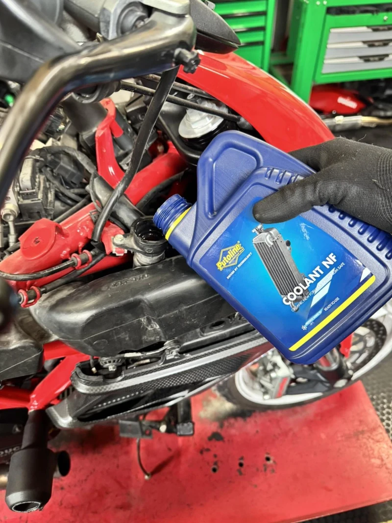 Ducati Diavel, снимка 9 - Мотоциклети и мототехника - 53355452