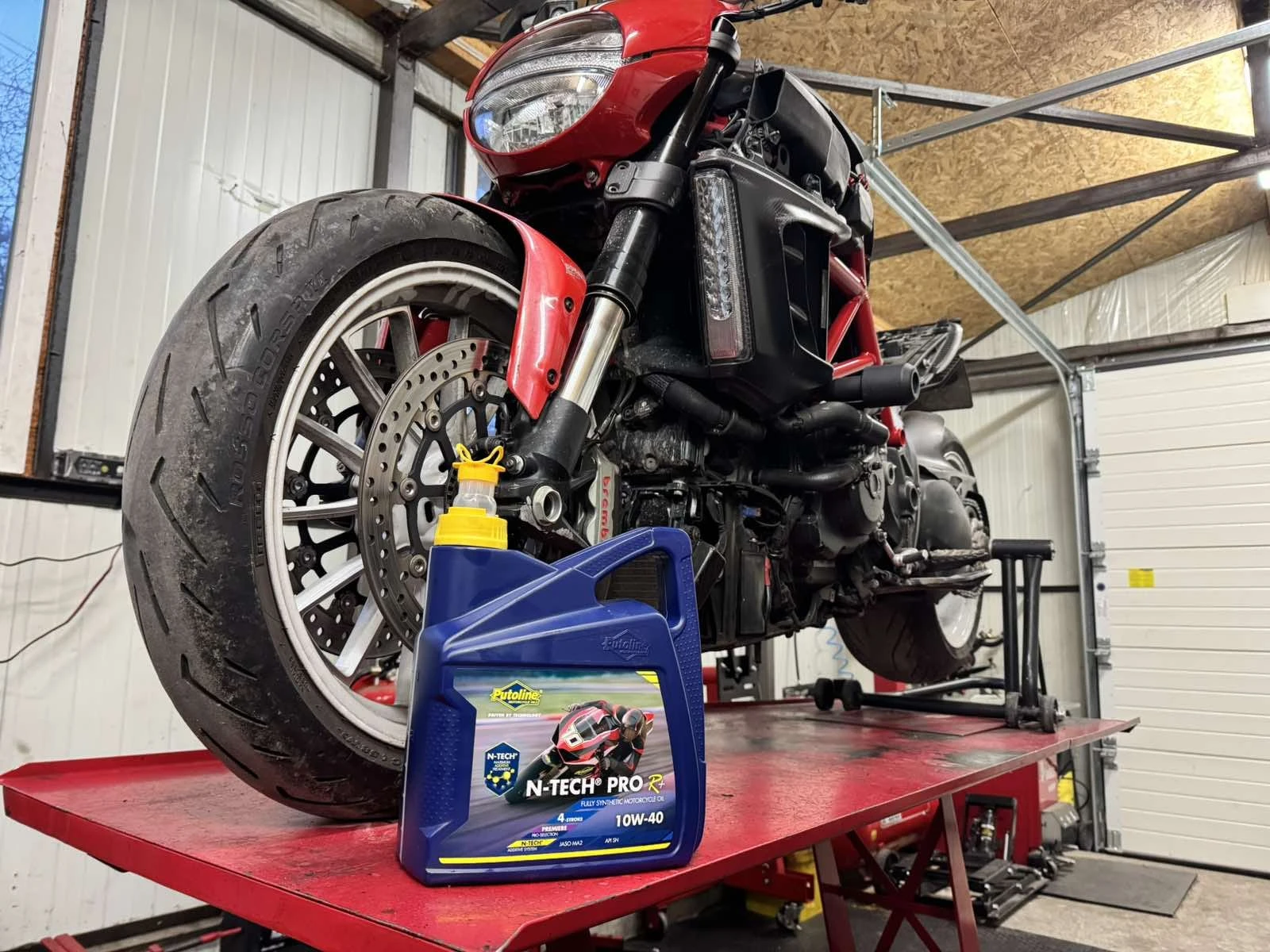 Ducati Diavel  - изображение 10