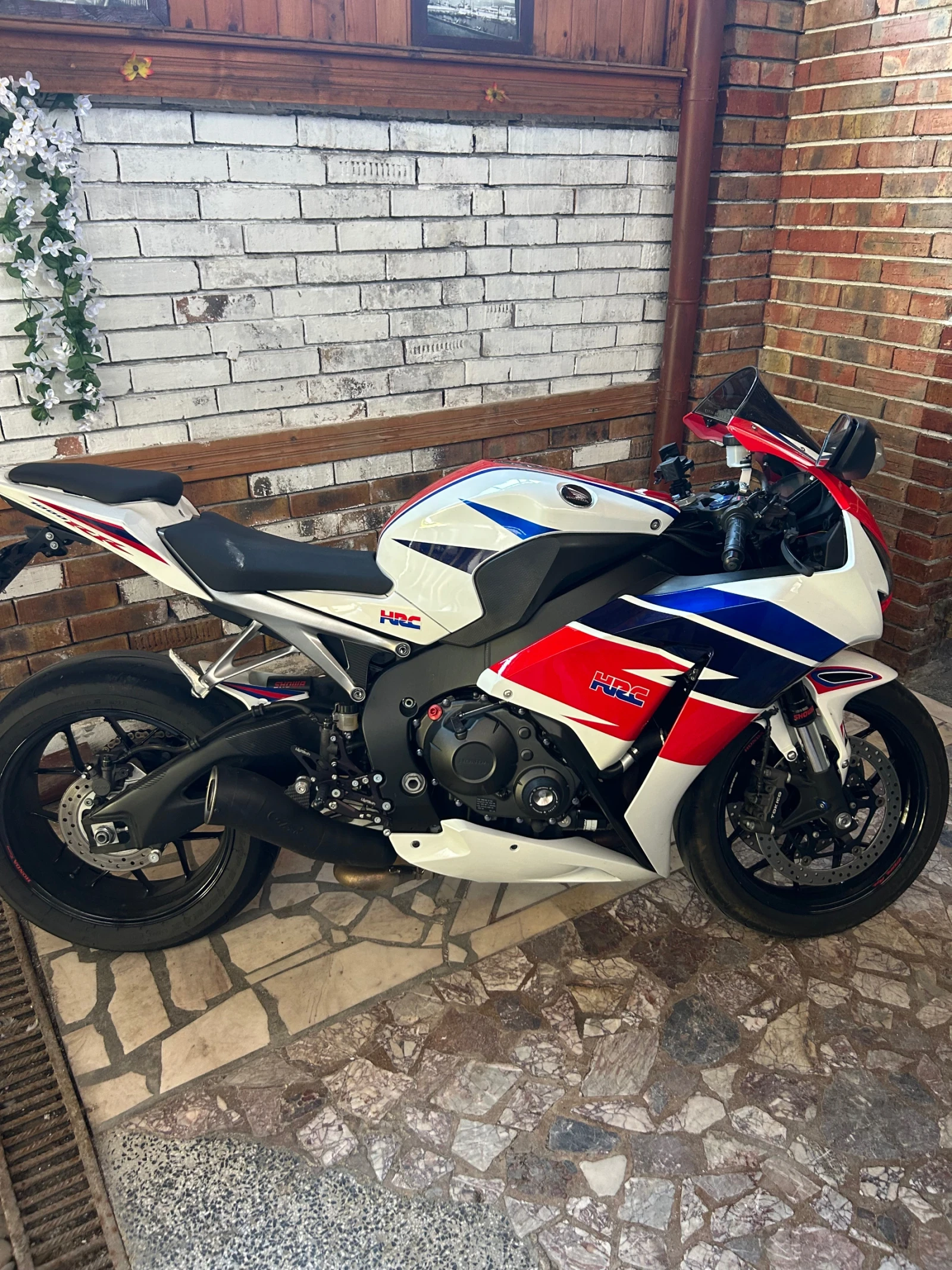 Honda Cbr 1000rr HRC, снимка 9 - Мотоциклети и мототехника - 54942661