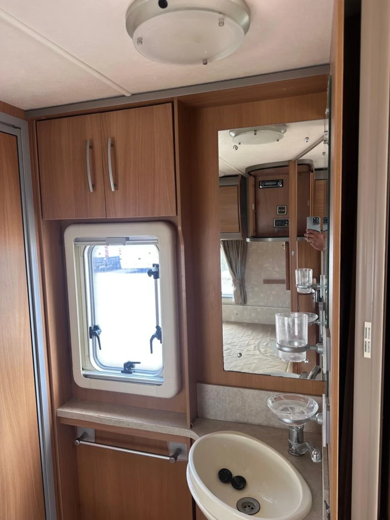 Каравана ABI Expression , снимка 8 - Каравани и кемпери - 53025115