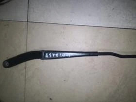 Audi A4 S4 A5 S5 B8 2009-2016 рамо чистачка дясно 40 лева продава Ем Комплект Павлово 0884333269, снимка 1
