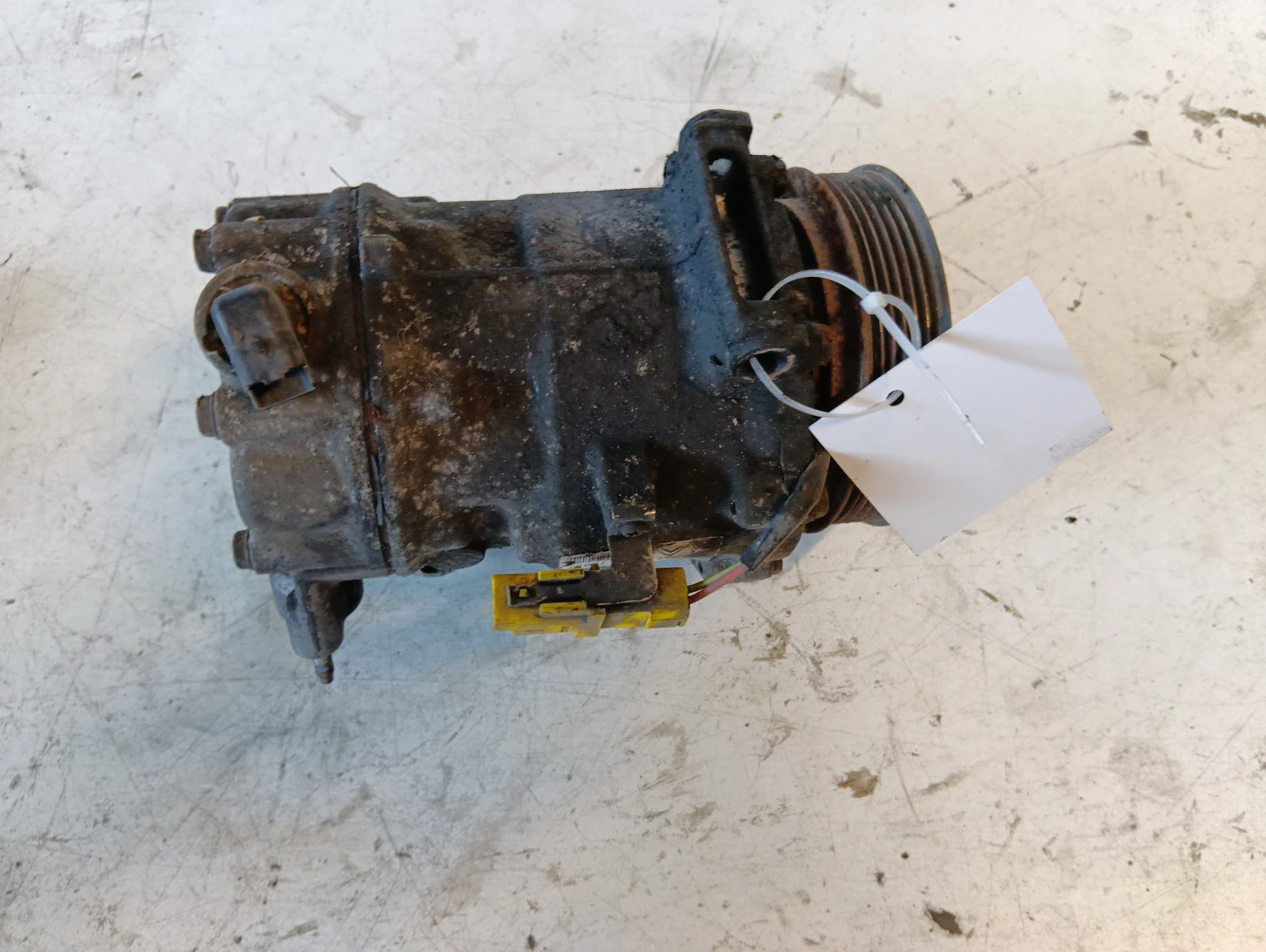 компресор климатик 1.6 HDI 9659875880 Peugeot 308