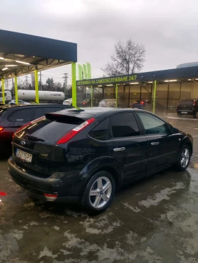 Ford Focus 1.6i 16V CLIMA, снимка 9