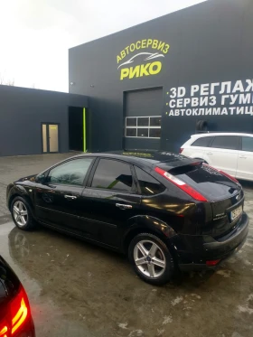 Ford Focus 1.6i 16V CLIMA, снимка 8