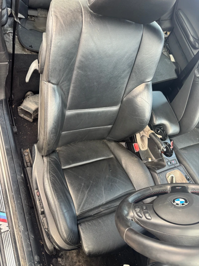 BMW 330 I м пакет, снимка 6 - Автомобили и джипове - 52349390