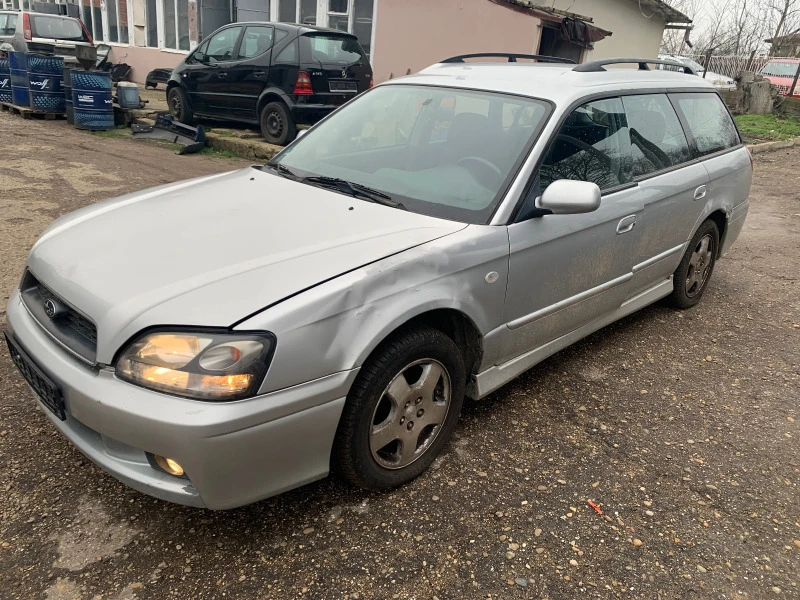 Subaru Legacy 2.0i 125кс. 4x4, снимка 3 - Автомобили и джипове - 39860678