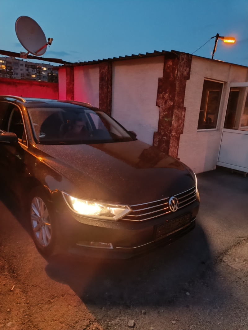 VW Passat 2.0 TDI 150 к.с. Komfotline Blumotion, снимка 11 - Автомобили и джипове - 47186194