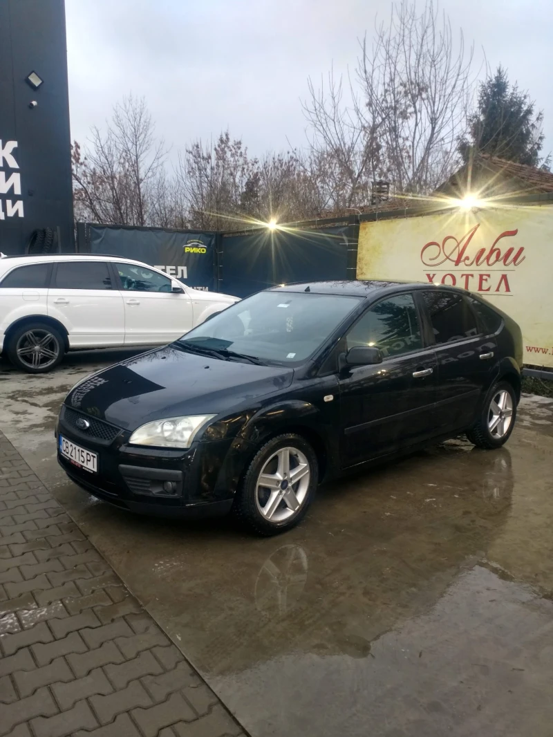 Ford Focus 1.6i 16V CLIMA, снимка 5 - Автомобили и джипове - 47232833