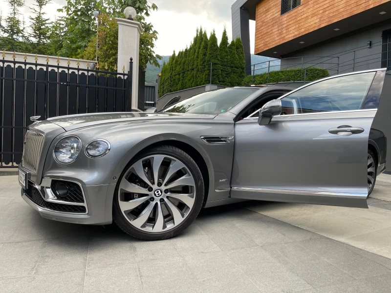 Bentley Flying Spur W12, First Edition, Naim, Night Vision, снимка 1 - Автомобили и джипове - 47562587