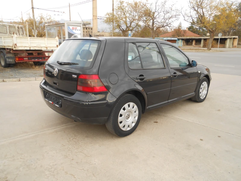 VW Golf 1.9tdi-90k.s., снимка 5 - Автомобили и джипове - 48128255