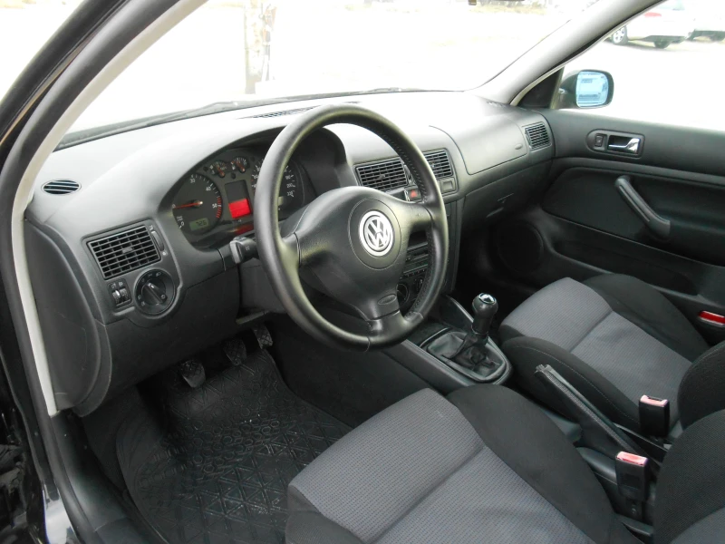 VW Golf 1.9tdi-90k.s., снимка 13 - Автомобили и джипове - 48128255