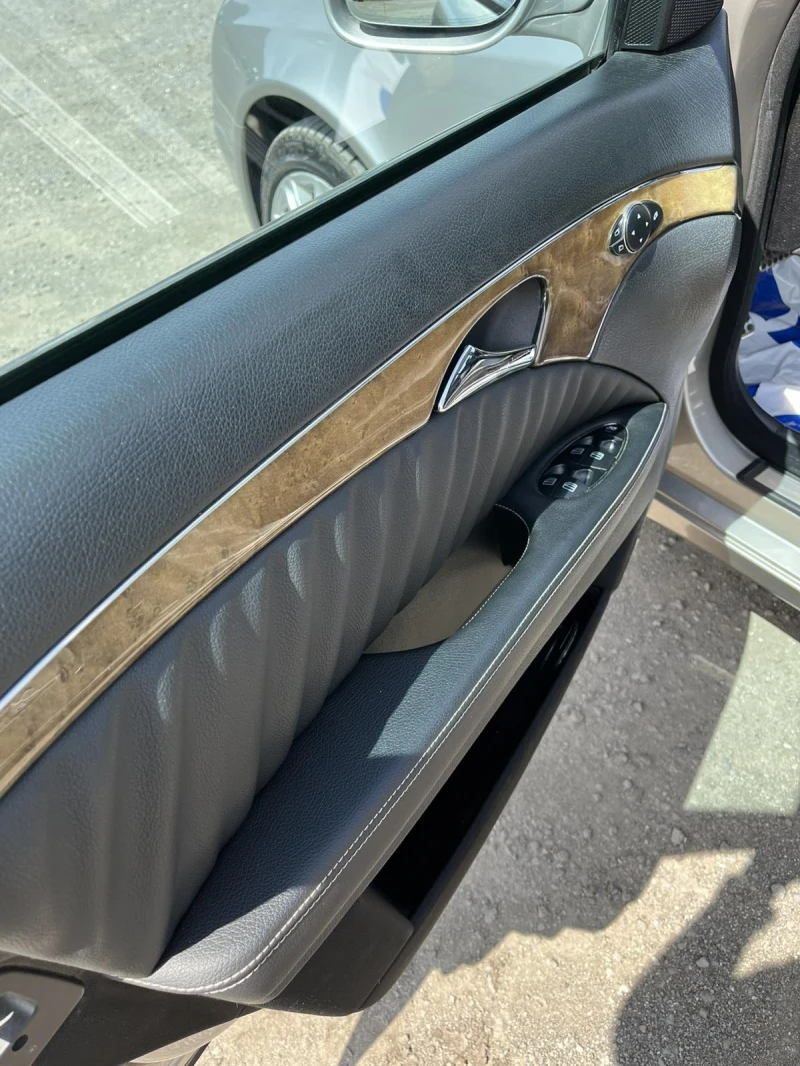 Mercedes-Benz E 320 CDI EVO , снимка 12 - Автомобили и джипове - 50311547