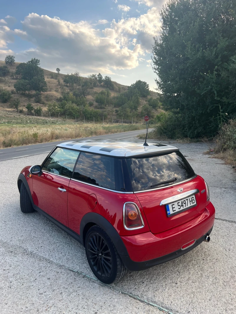 Mini Cooper R56 Цената е до края на годината!, снимка 5 - Автомобили и джипове - 52189895