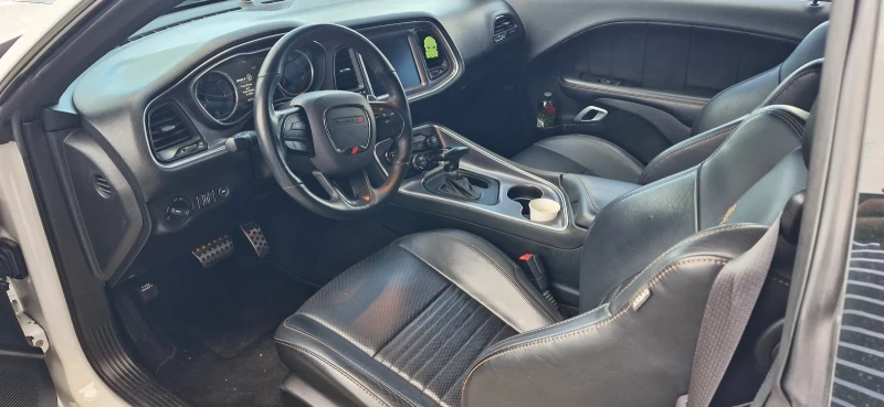 Dodge Challenger RT Shaker Plus , снимка 8 - Автомобили и джипове - 52705610