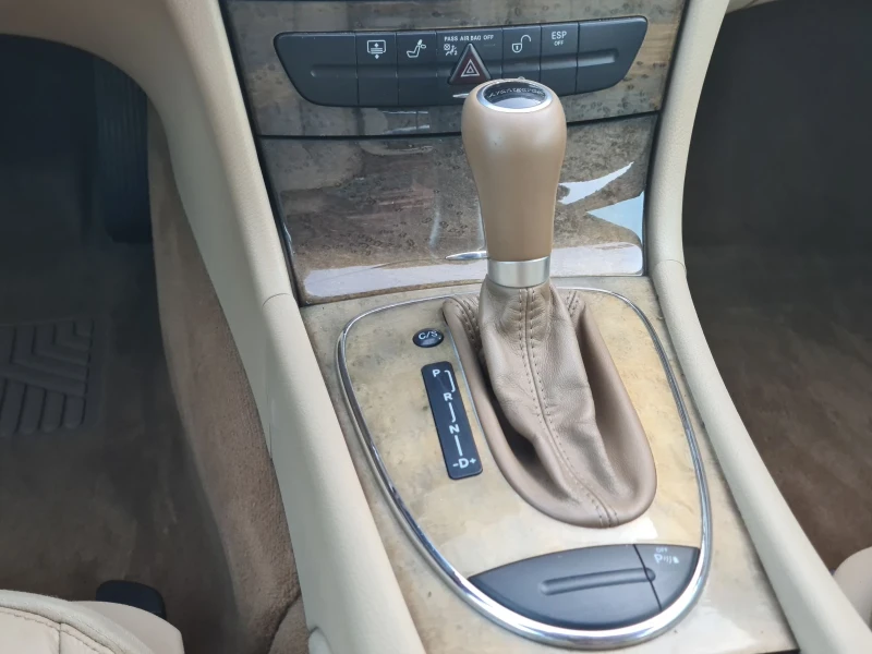 Mercedes-Benz E 280 CDI EVO / V6 facelift , снимка 15 - Автомобили и джипове - 51858810