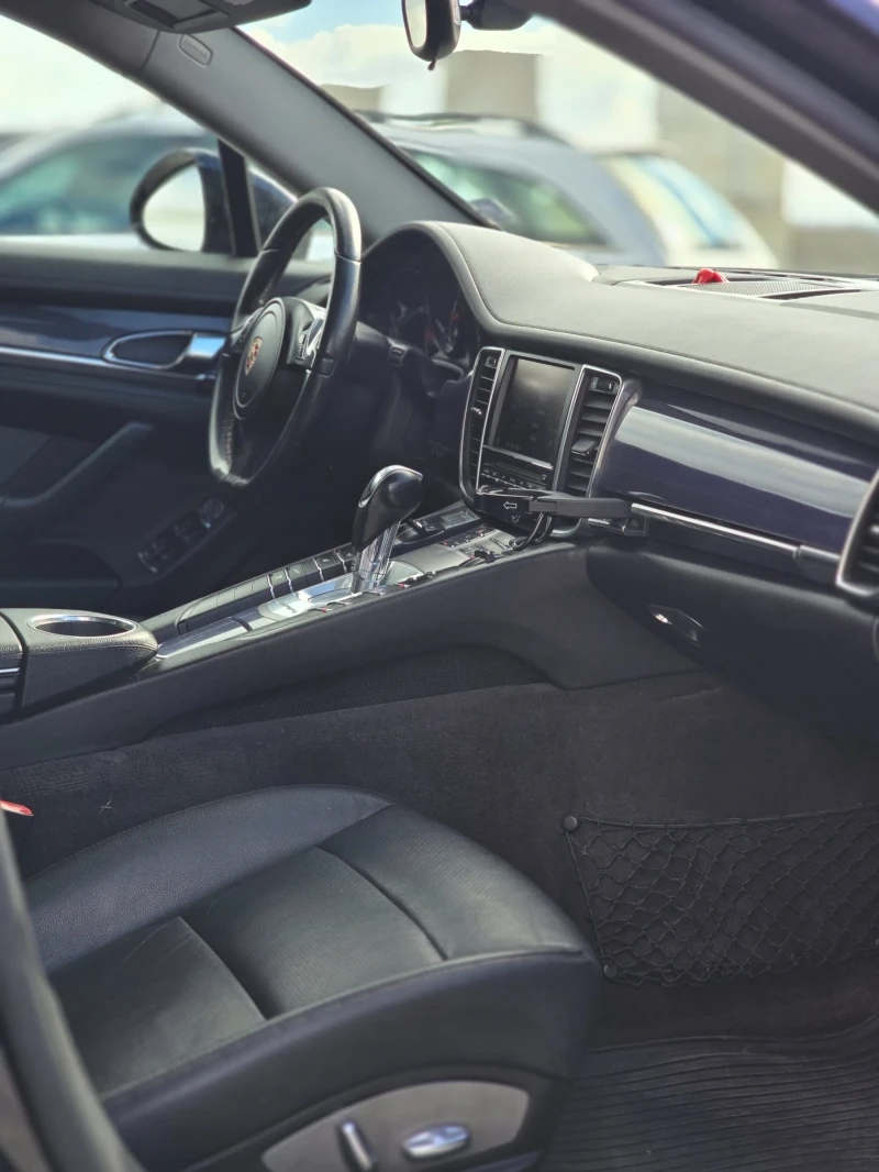 Porsche Panamera, снимка 10 - Автомобили и джипове - 52105411