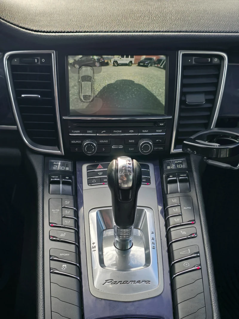 Porsche Panamera, снимка 12 - Автомобили и джипове - 52105411