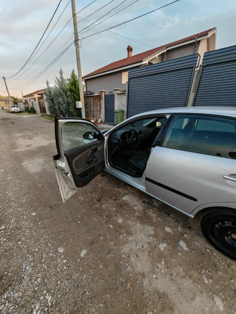 Seat Ibiza 1.4 tdi СПЕШНО, снимка 6 - Автомобили и джипове - 52409974