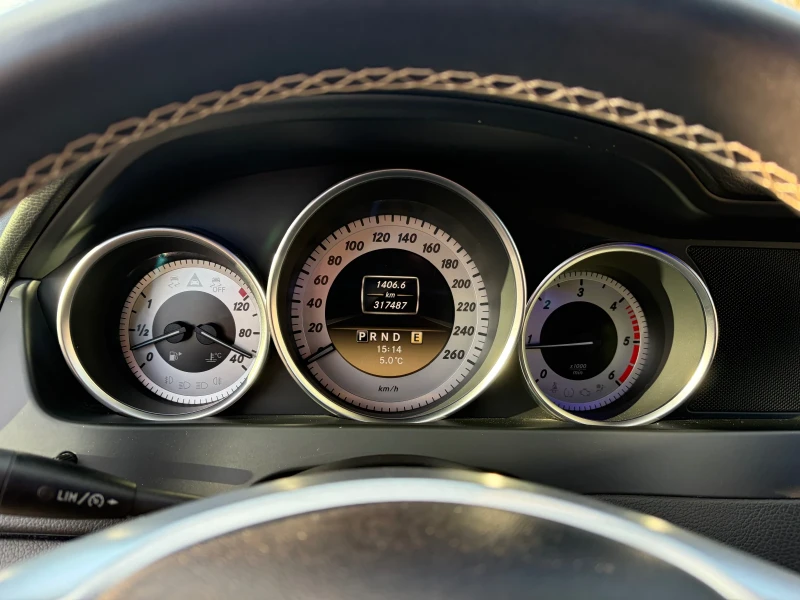 Mercedes-Benz C 250 4matic, снимка 8 - Автомобили и джипове - 52925198