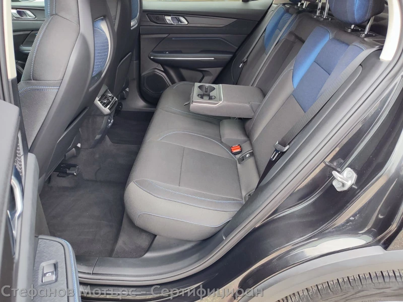 LynkCo 01 1.5 Plug-In Hybrid (261hp) AT7, снимка 13 - Автомобили и джипове - 53464419