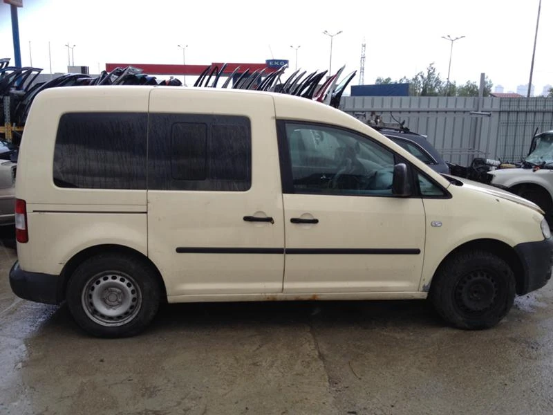 VW Caddy 2.0 метан, снимка 5 - Автомобили и джипове - 8476017