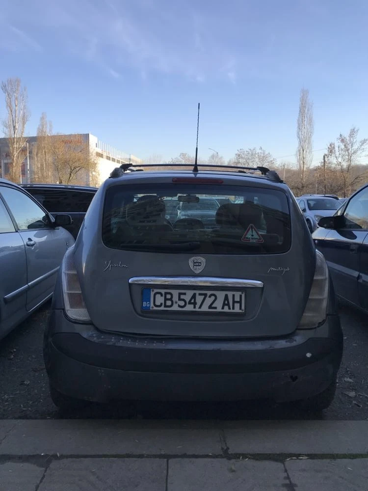 Lancia Ypsilon, снимка 14 - Автомобили и джипове - 48104863