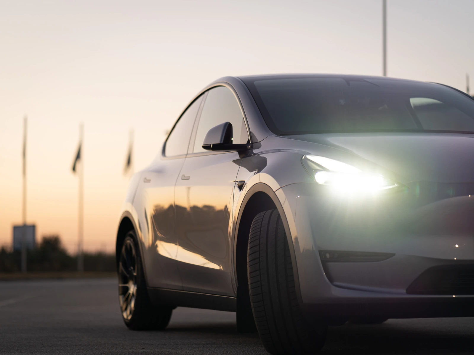 Tesla Model Y Long Range - Удължена Гаранция, снимка 1