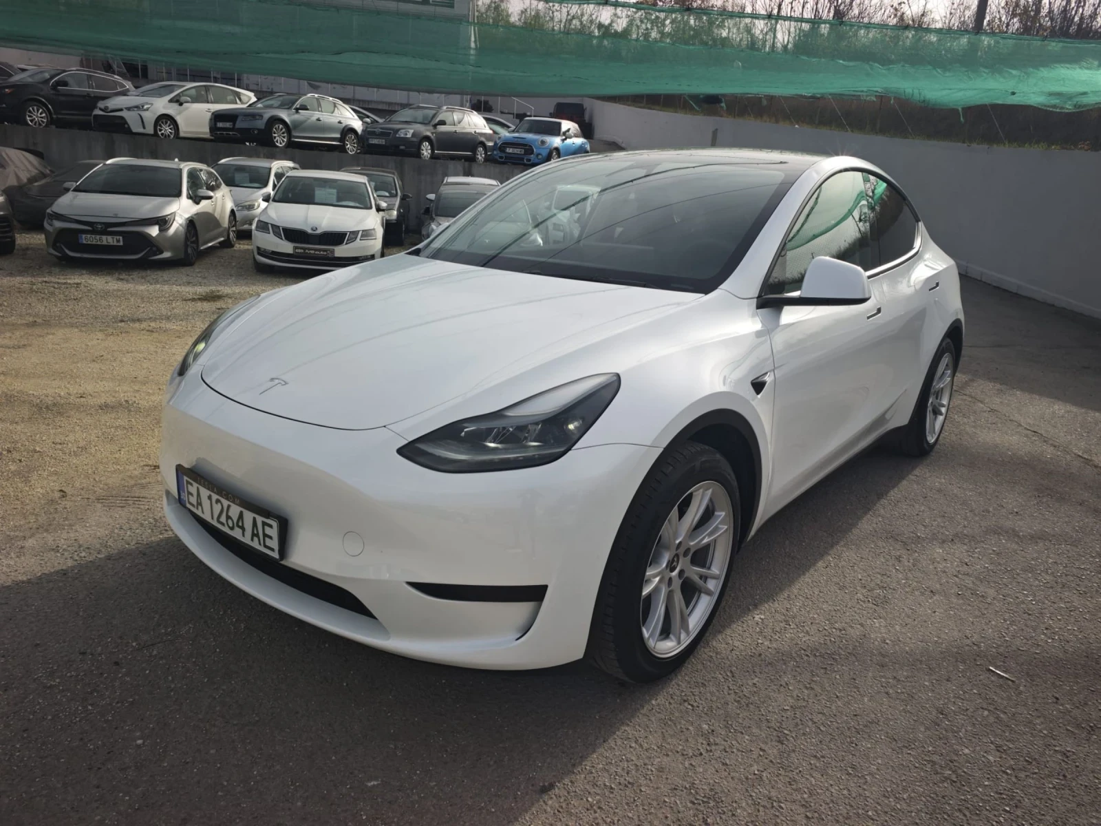 Tesla Model Y ЕВРОПЕЙСКА* RWD* КАТО НОВА* PREMIUM, снимка 1