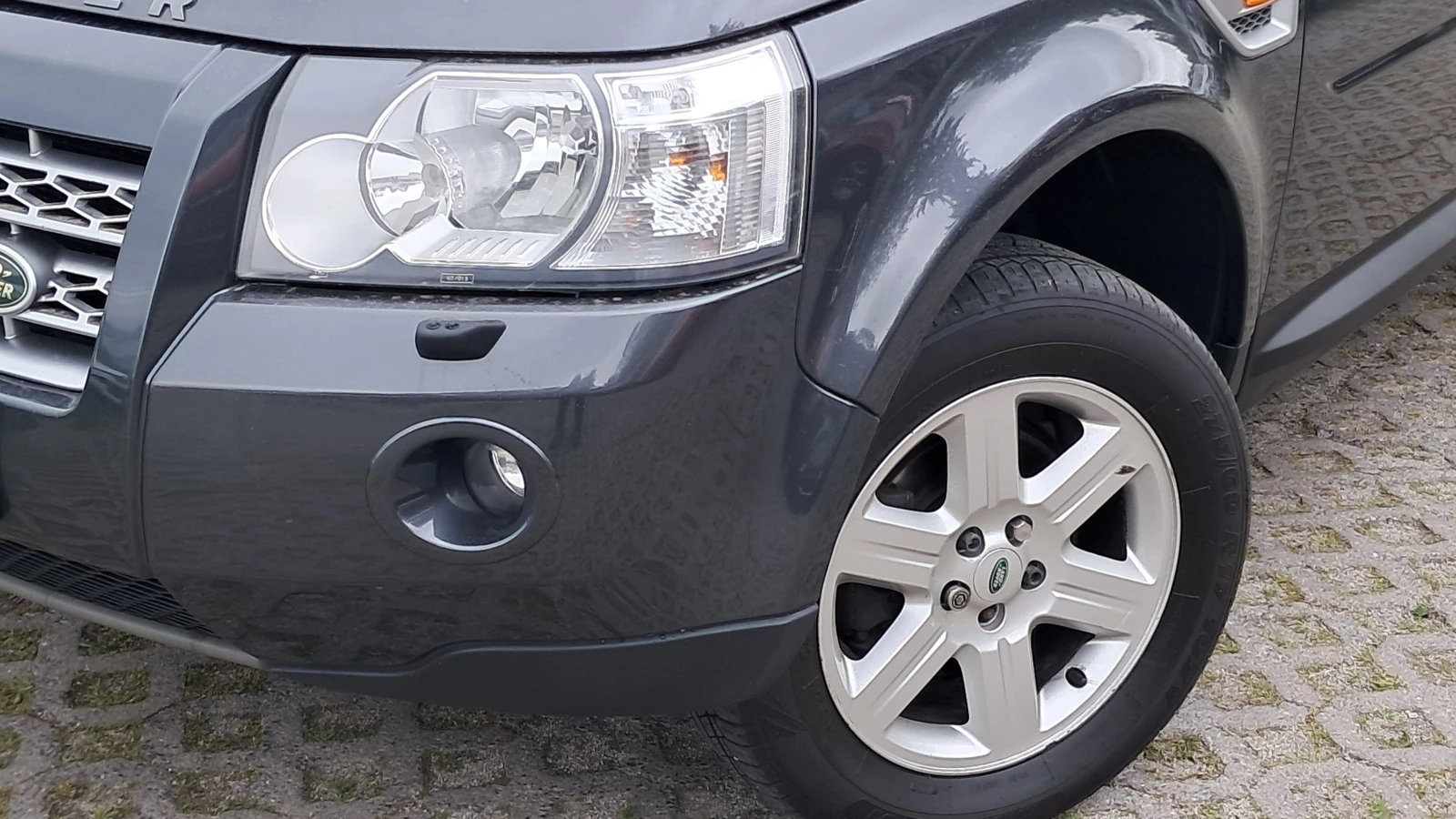 Land Rover Freelander 4Х4 РЕАЛНИ КМ ИЗКЛЮЧИТЕЛН СЕРВИ КНИЖК ОБСЛУЖ УНИКТ, снимка 3 - Автомобили и джипове - 11715522
